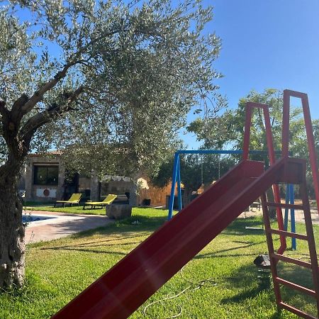 La Estacada Villa Lora del Río Екстериор снимка